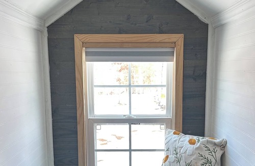 Clay City Cabin | New cabin near Red River Gorge, fire pit, walk to hiking