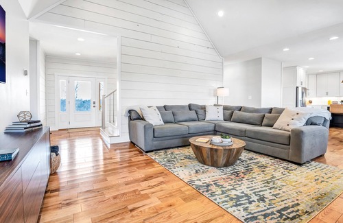 Lindseyville Cabin | NEW Cabin + Nolin Lake + Mammoth Cave + Lake View + Hot Tub + Fire Pit + WD