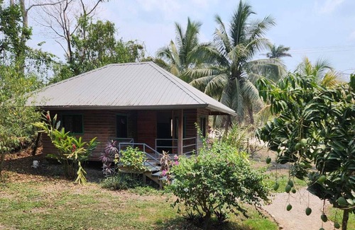 San Ignacio Cabin | New cabin with all the amenities at the River Bend Lodge Cayo near San Ignacio