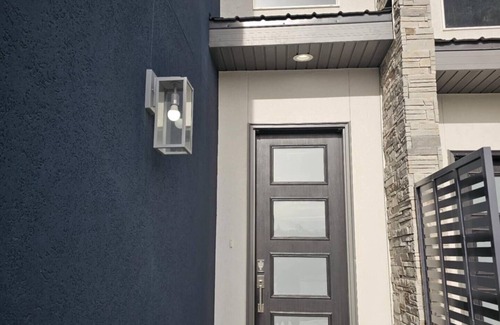 Elko House | New! Centrally located. Easy to access.nn