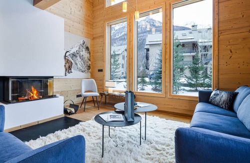 Monetier-les-Bains Ski Chalet | New chalet for 10, charm and comfort in Serre Chevalier