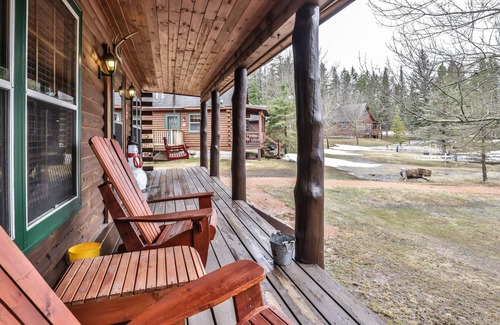 Watersmeet Apartment | NEW! Charming cabin on Cisco Chain of Lakes
