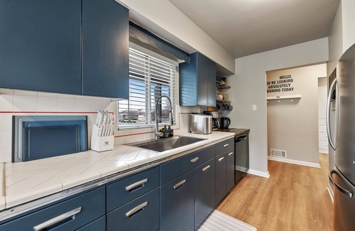 Midvale House | NEW! Charming Mountain View Home w/Huge Fenced Yard, King Beds & TV's, Fireplace