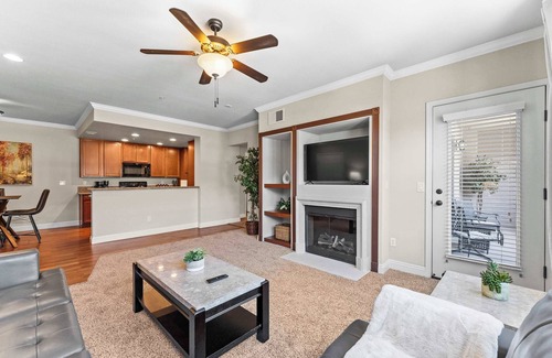 Reno/Tahoe Airport Apartment | NEW Chic 2BR Stay with Heated Pool, Gym & Mini Golf