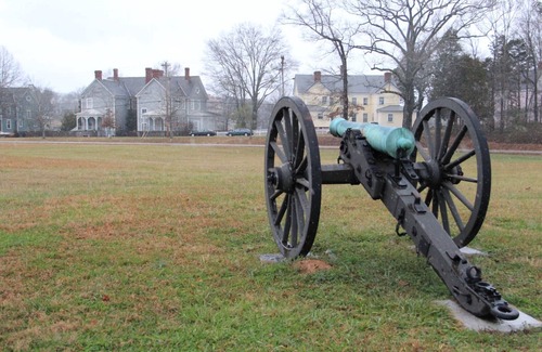 Fort Oglethorpe Apartment | New - Chickamauga Battlefield - Chattanooga 15 min-Experience history just steps way from the park