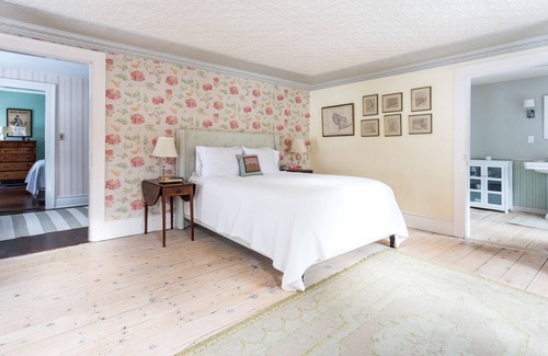 Hollowville Other | NEW-Classic family farmhouse: 10 min to Hudson; 20 mins Catamount ski, huge pool