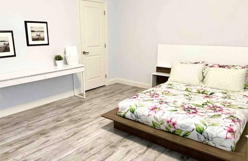 West Abbotsford House | New Clean Entire Suite with Unbeatable Value.