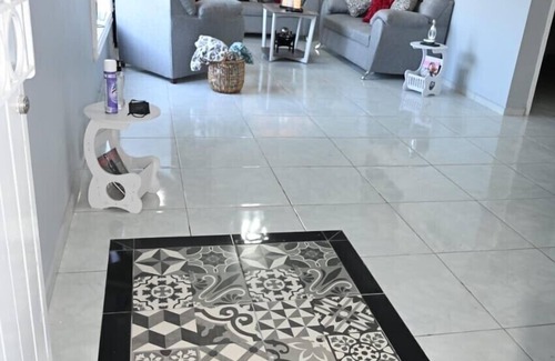 Zamora House | New “comfortable family home”