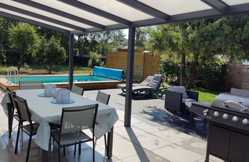 Regusse House | New comfortable house with swimming pool in Provence