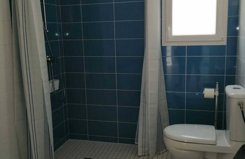 Vaire House | New comfortable house with swimming pool, 6 km from the ocean