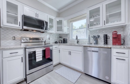 Columbus House | New! Comfy Home with Playground Near Ft Moore!