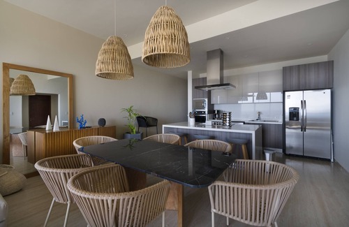 Los Cabos Apartment | NEW CONDO 3BR/3BTH with arch view at Vista Vela condos
