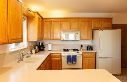 Avila Beach House | New Condo, Great Views, Excellent Location!