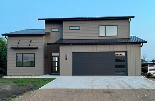 Arlington Cabin | NEW construction 3-bedroom cabin at beautiful Lake Albert with lake access