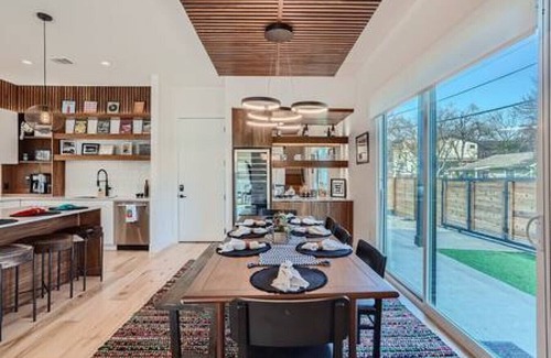 Chestnut House | New Construction 4 BDRM w/POOL Mins To DT & SXSW Spots!