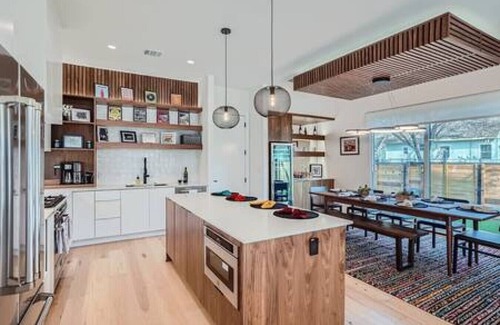 Chestnut House | New Construction 4 BDRM w/POOL Mins To DT & SXSW Spots!