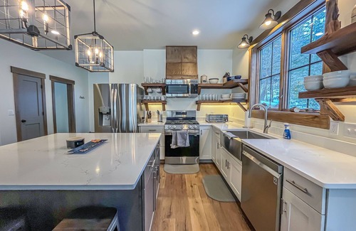 Swanton House | New Construction Lakefront Home with Private Dock, Fire Pit, Hot Tub