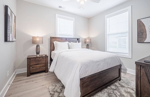 Evansville Condo | New Construction, New Furnishings, Luxury Unit