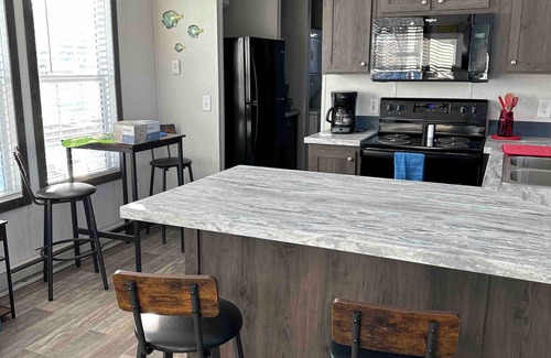 Lone Mountain Cottage | New cozy 1-bedroom modular home with free WiFi, pet friendly in Tazewell, TN