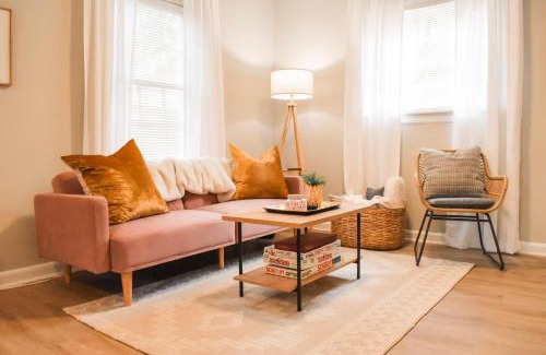 Columbus House | NEW! Cozy 4-Bed Family Friendly Home in Columbus