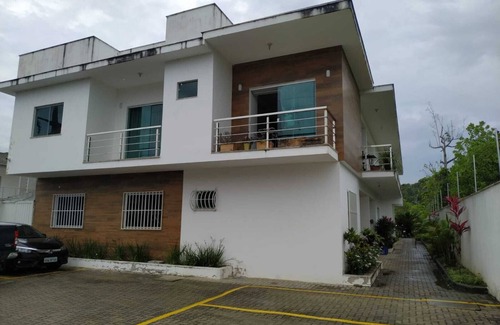Taperapua Beach Apartment | New, cozy and spacious apartment (500m from the beach)