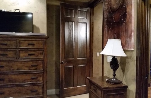 Haslet Apartment | New, Cozy, Barndominium with Pool and Yard.