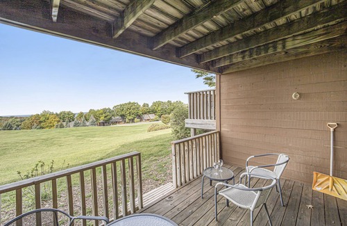 Bellaire Condo | New! Cozy Condo w/Fireplace & Lake Views at Summit Village