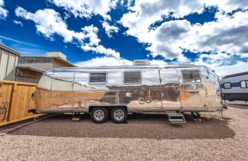 Tombstone Apartment | NEW! Cozy, Desert Dream Airstream with Firepit