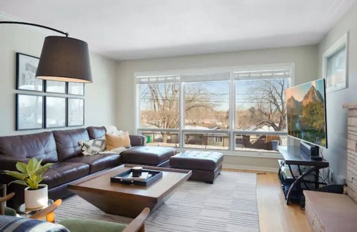 Richfield House | NEW Cozy Home In Minneapolis in Central Location