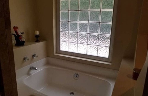 Peach Orchard House | New Cozy Home Located minutes From the Masters!
