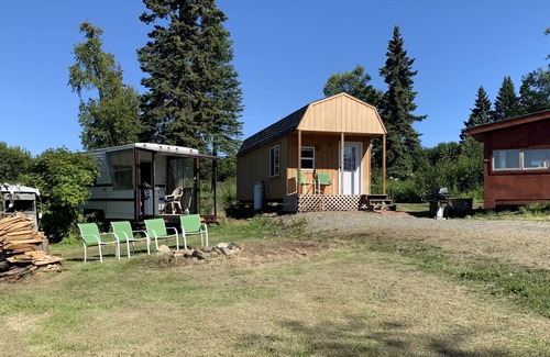 Clam Gulch Cabin | NEW Cute Cabin with Cook Inlet, ocean, Mt Redoubt View