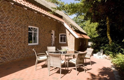 Sudbrookmerland Apartment | NEW! Dat Reithuus Victorbur with pool and steam sauna