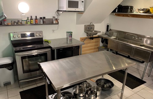 New Denver Hotel | New Denver Lodge – Relax, Unwind & Reconnect