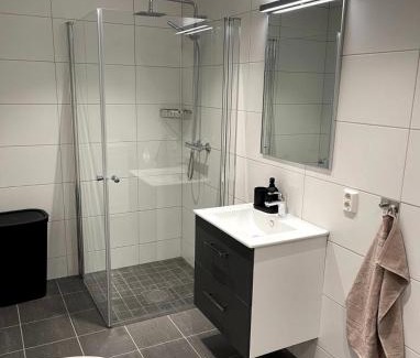 Alna Apartment | NEW Duplex Apartment Near the city with Free Private Parking