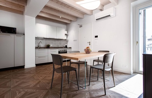 Brescia Antica Apartment | New Elegant Two-Room Apartment in the city center.