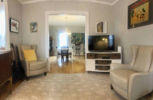 New Bedford House | New England Holiday Getaway
