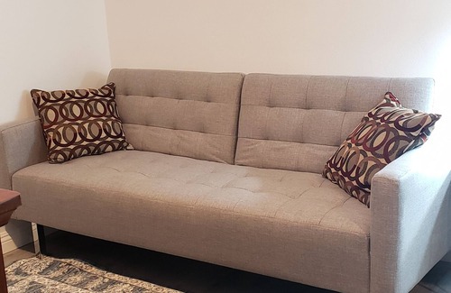 Garden Grove House | New entire Guest house near Disneyland , Knott's Berry Farm and Little Saigon