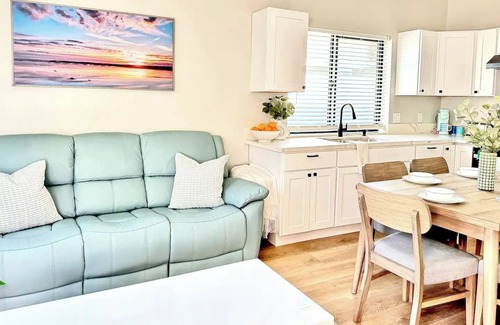Costa Mesa House | NEW Executive Residence I Luxury Shopping I Beachnn