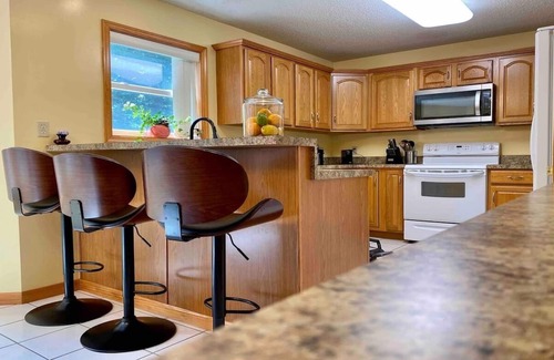 Tobyhanna House | NEW !Exquisite Poconos kids friendly gateway!