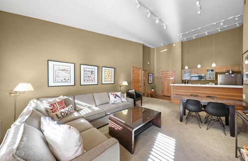 Olympic Valley Condo | New Family-Friendly 2BDM w/AC Bike in/out 804