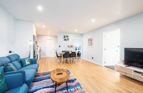 Lake Tekapo Apartment | New, family friendly warm 2bebroom2 bathroom unit/king bed