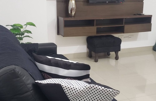 Jardim dos Passaros Apartment | New fit next to the Guarujá-Santos ferry crossing