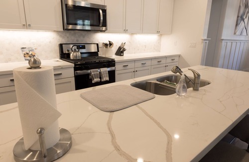Flagstaff House | NEW Flagstaff single-story home with a beautiful backyard and Hot Tub!
