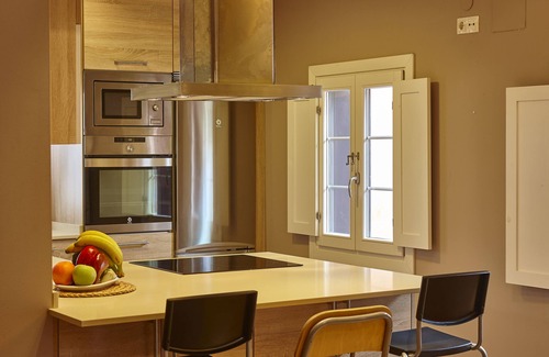 Lekeitio Apartment | New flat in the old town, 2min from the beach and port. Free Wifi