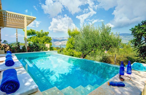 Kefalonia Villa | *NEW FOR 2016* Exclusive and private villa with pool