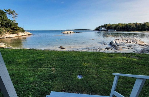 Capitol Island House | NEW FOR 2024 | SEA MIST | 4 Bed, 1 Bath