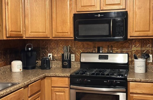 Daniel Cabin | New for VRBO! End of the road privacy that borders National Forest.