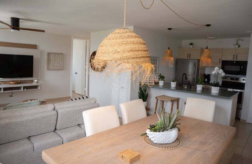 La Pared Condo | NEW! Fully Remodeled Condo with Ocean Views