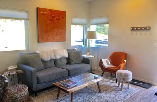 Durango House | NEW Galaxyland Modern Guest House in Durango