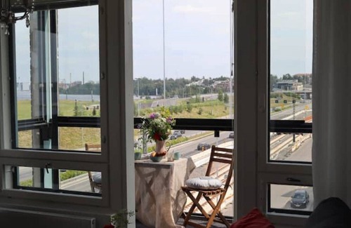 Tampere Apartment | New gorgeous apartment with lake view and garage